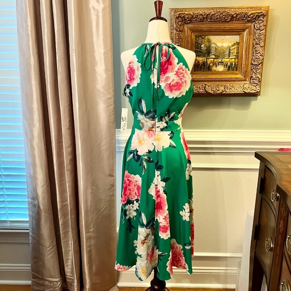 NWT Eliza J Green Pink Floral Halter Style Fit & Flare Crepe Midi Dress Size 8 - Picture 4 of 4